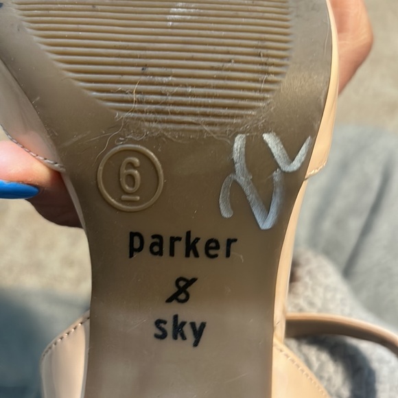 PARKER & SKY NUDE PATENT BLOCK HEEL SANDALS - Picture 7 of 7